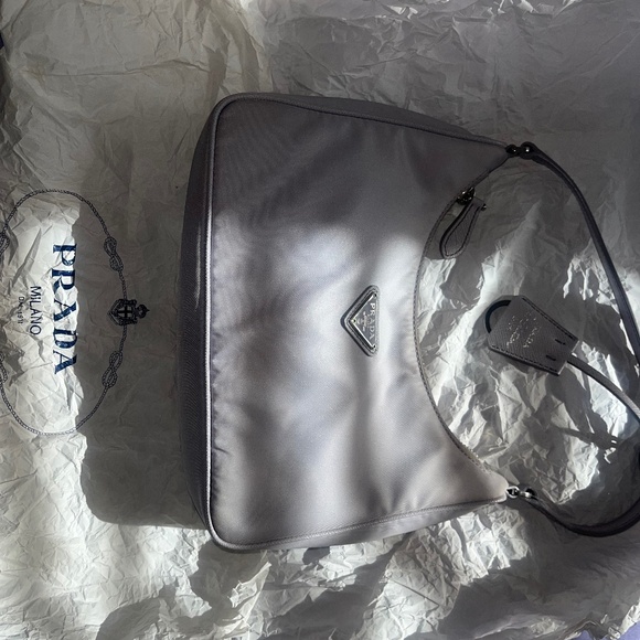 Authentic Prada Re-Edition 2005 Mini Nylon Bag Lavender (with Dustbag) - Picture 1 of 8